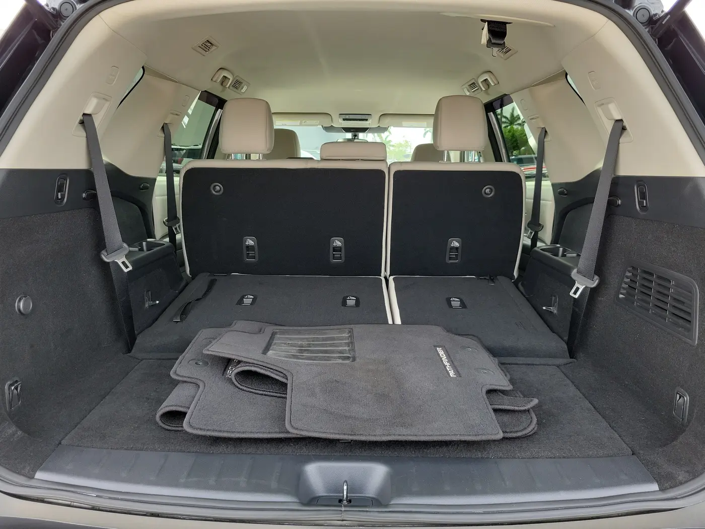 2022 Nissan Pathfinder - $19,880