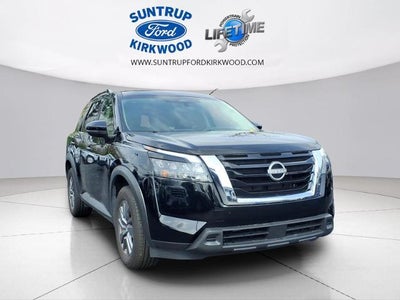 Photo of a 2025 Nissan Pathfinder SV 4DR SUV for sale