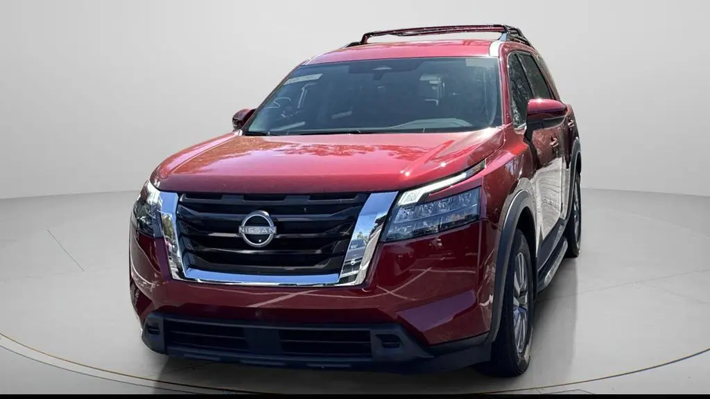 2023 Nissan Pathfinder SV