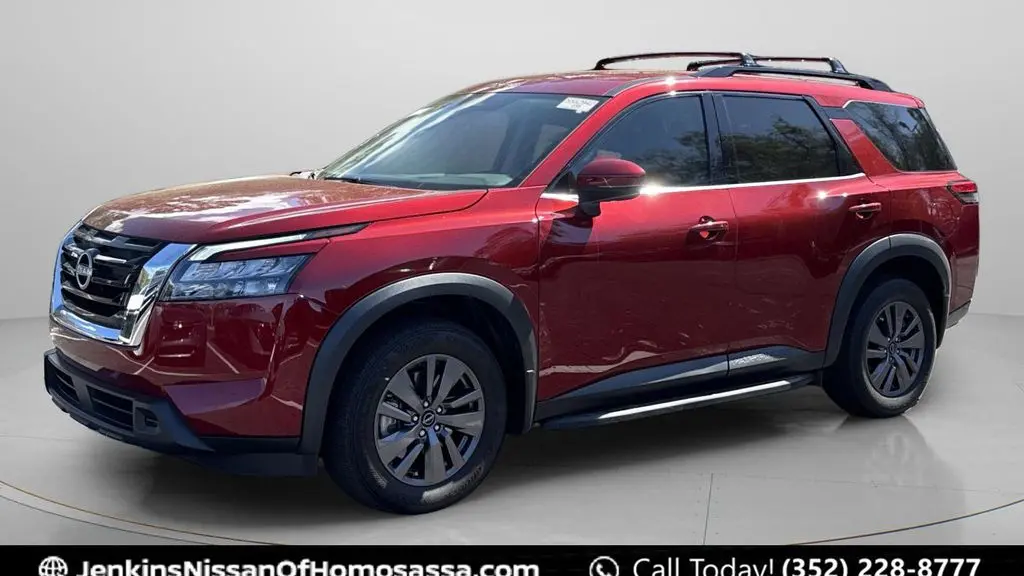 2023 Nissan Pathfinder SV