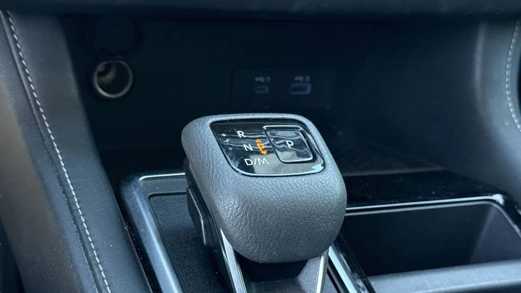 2023 Nissan Pathfinder SV