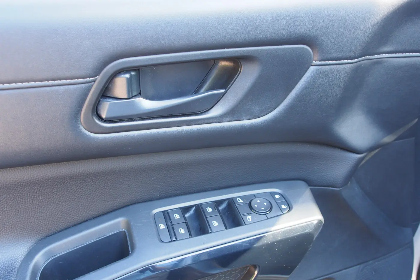 2024 Nissan Pathfinder - $26,260