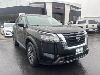 Photo of a 2022 Nissan Pathfinder SV 4DR SUV for sale