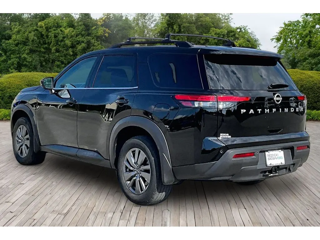 2025 Nissan Pathfinder - $30,600