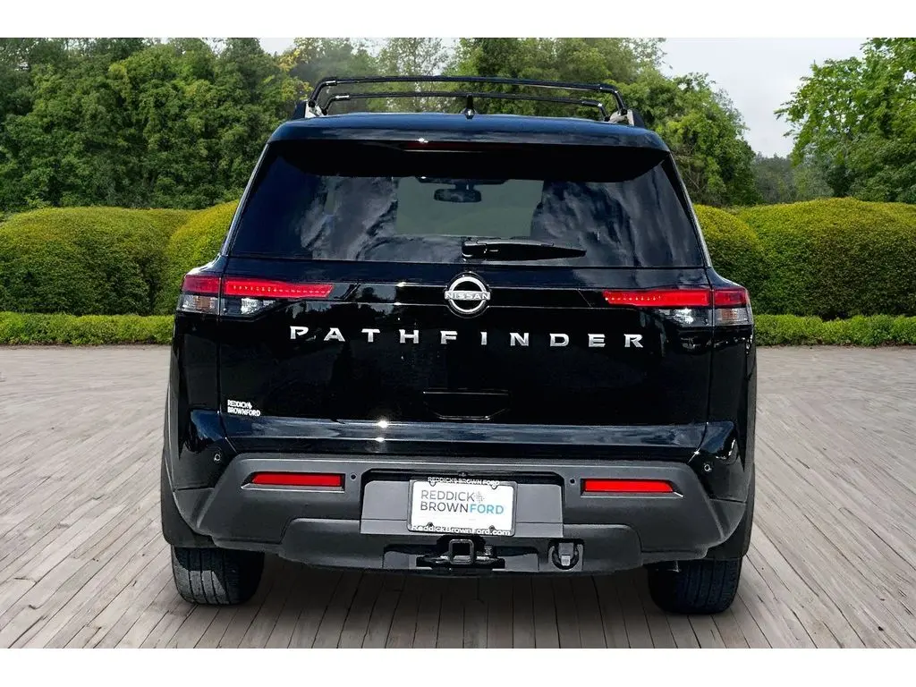 2025 Nissan Pathfinder - $30,600