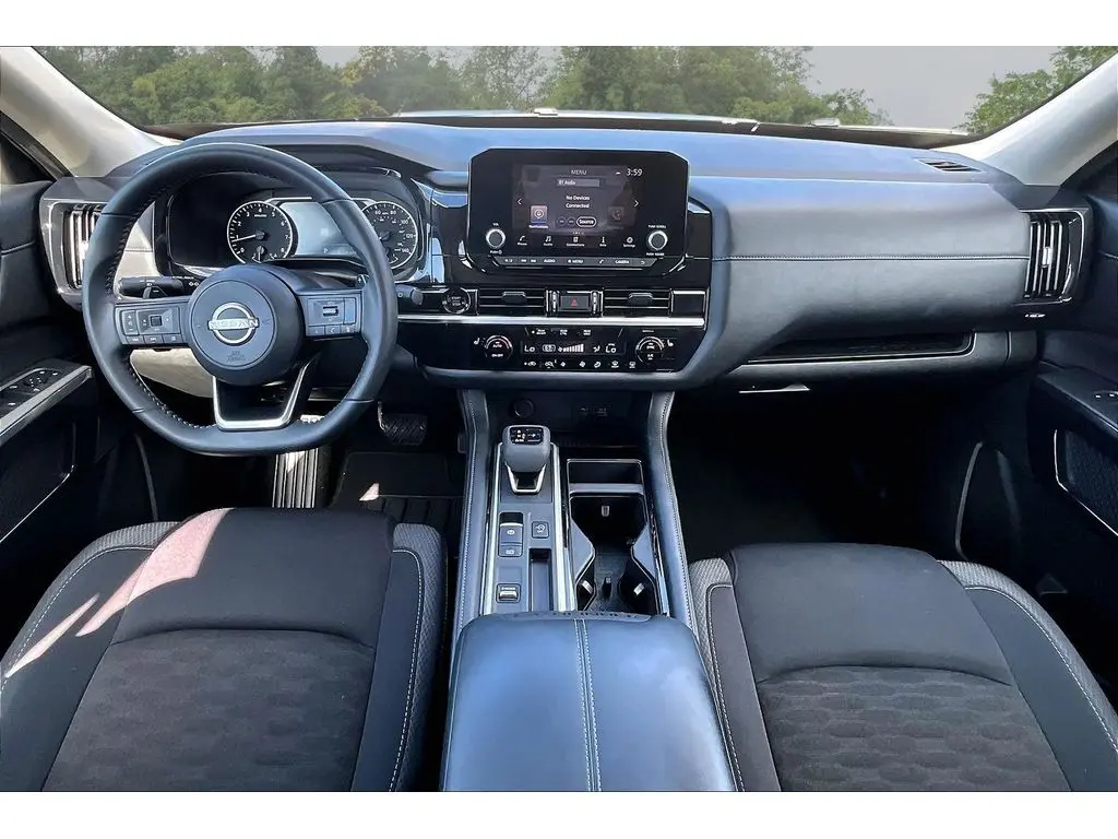 2025 Nissan Pathfinder - $30,600