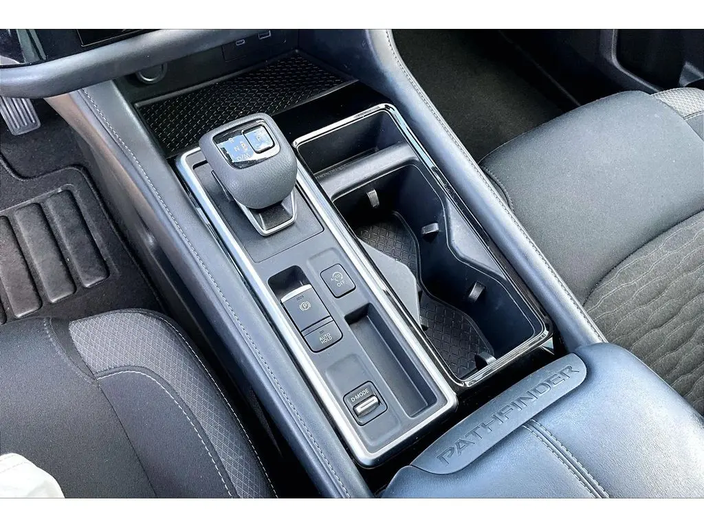 2025 Nissan Pathfinder - $30,600
