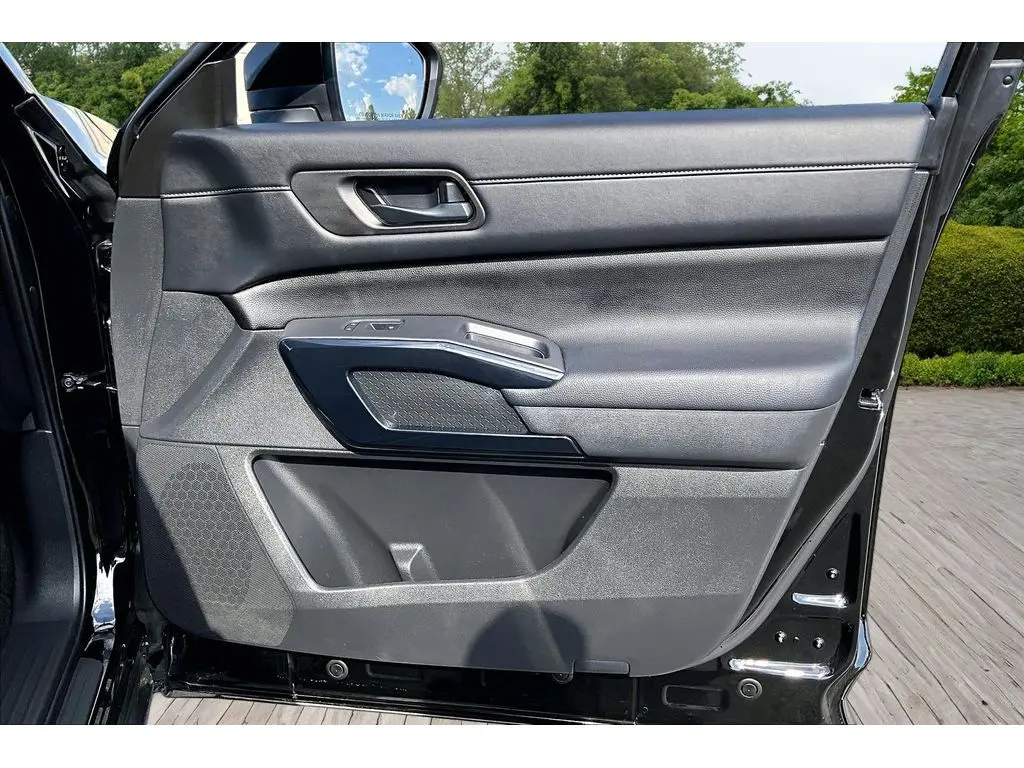 2025 Nissan Pathfinder - $30,600