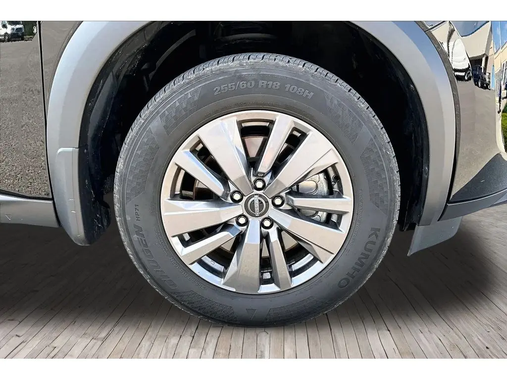 2025 Nissan Pathfinder - $30,600