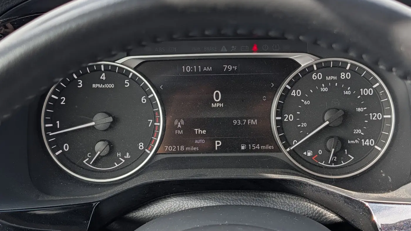 2023 Nissan Pathfinder SV