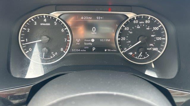 2024 Nissan Pathfinder SV