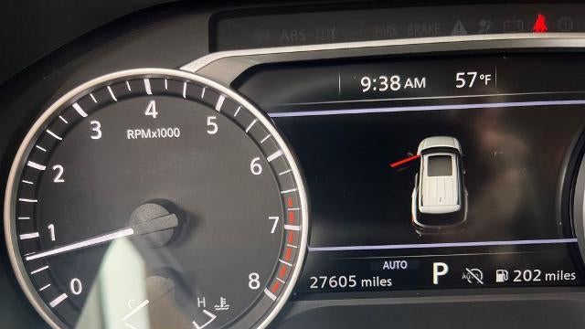 2024 Nissan Pathfinder SV