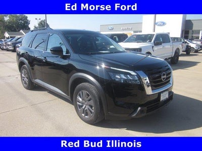 Photo of a 2025 Nissan Pathfinder AWD SV 4DR SUV for sale