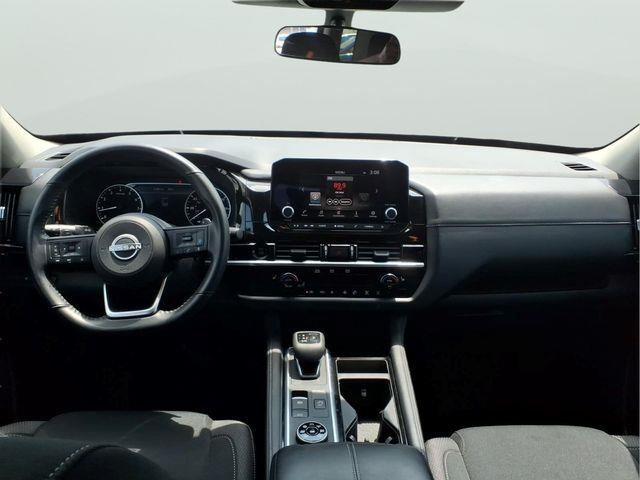 2025 Nissan Pathfinder - $31,900