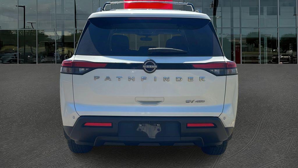 2022 Nissan Pathfinder SV