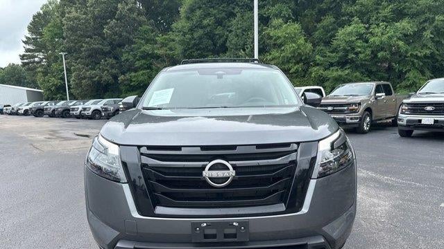 2023 Nissan Pathfinder SV