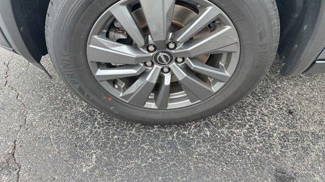 2023 Nissan Pathfinder SV
