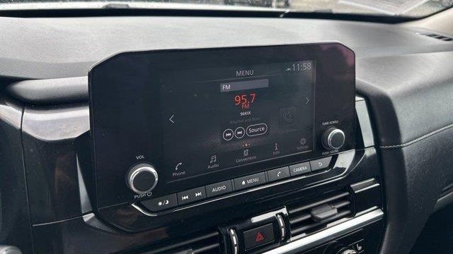 2023 Nissan Pathfinder SV