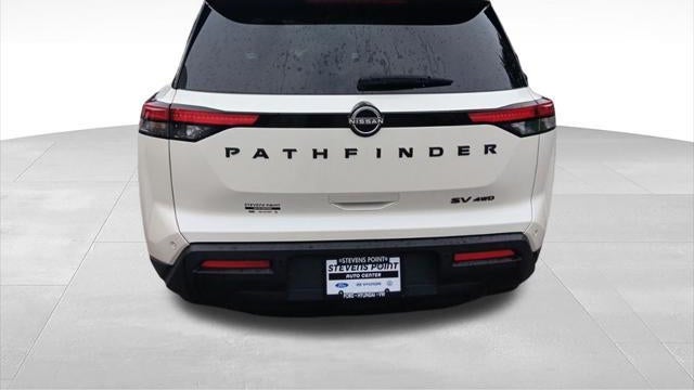 2024 Nissan Pathfinder SV