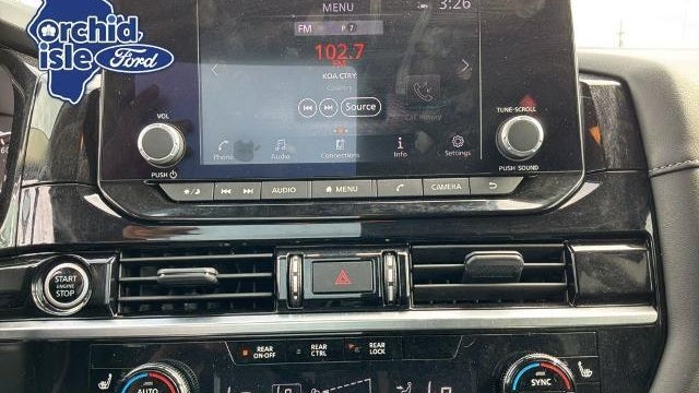 2023 Nissan Pathfinder SV