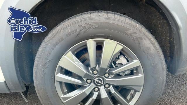 2023 Nissan Pathfinder SV