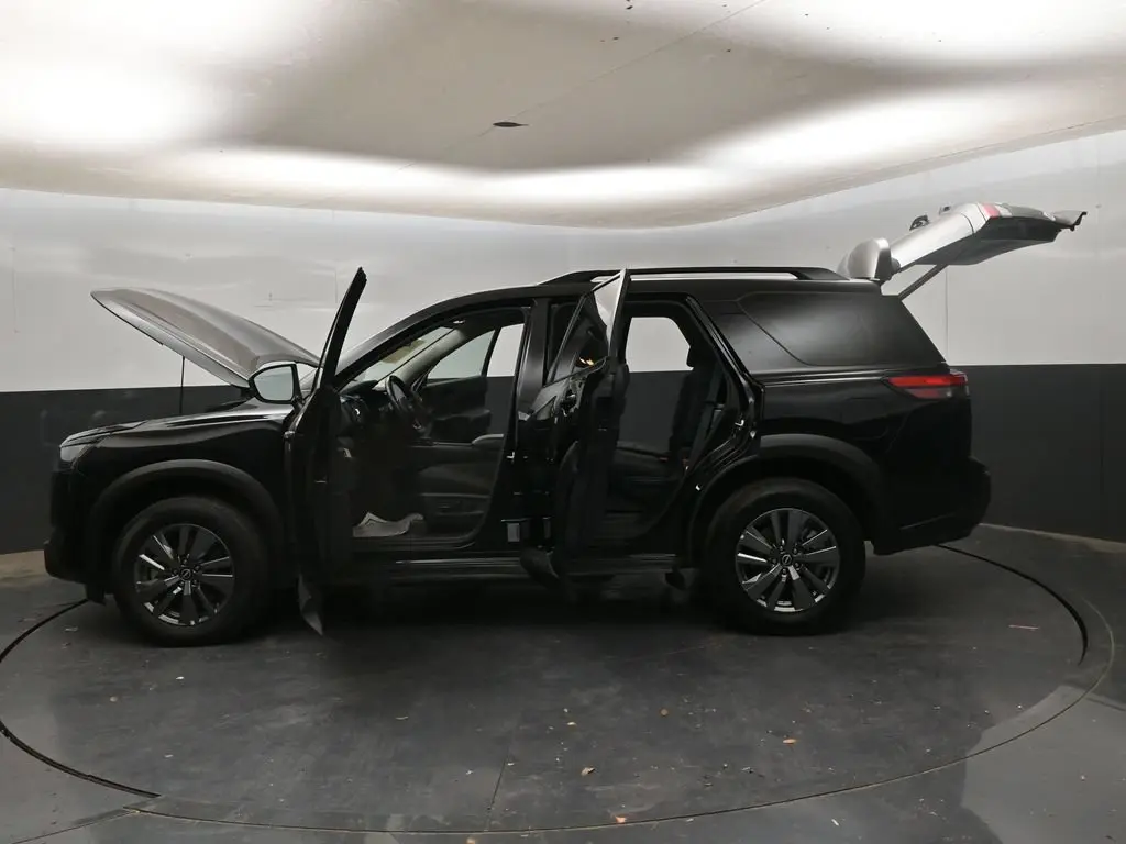 2025 Nissan Pathfinder - $29,998