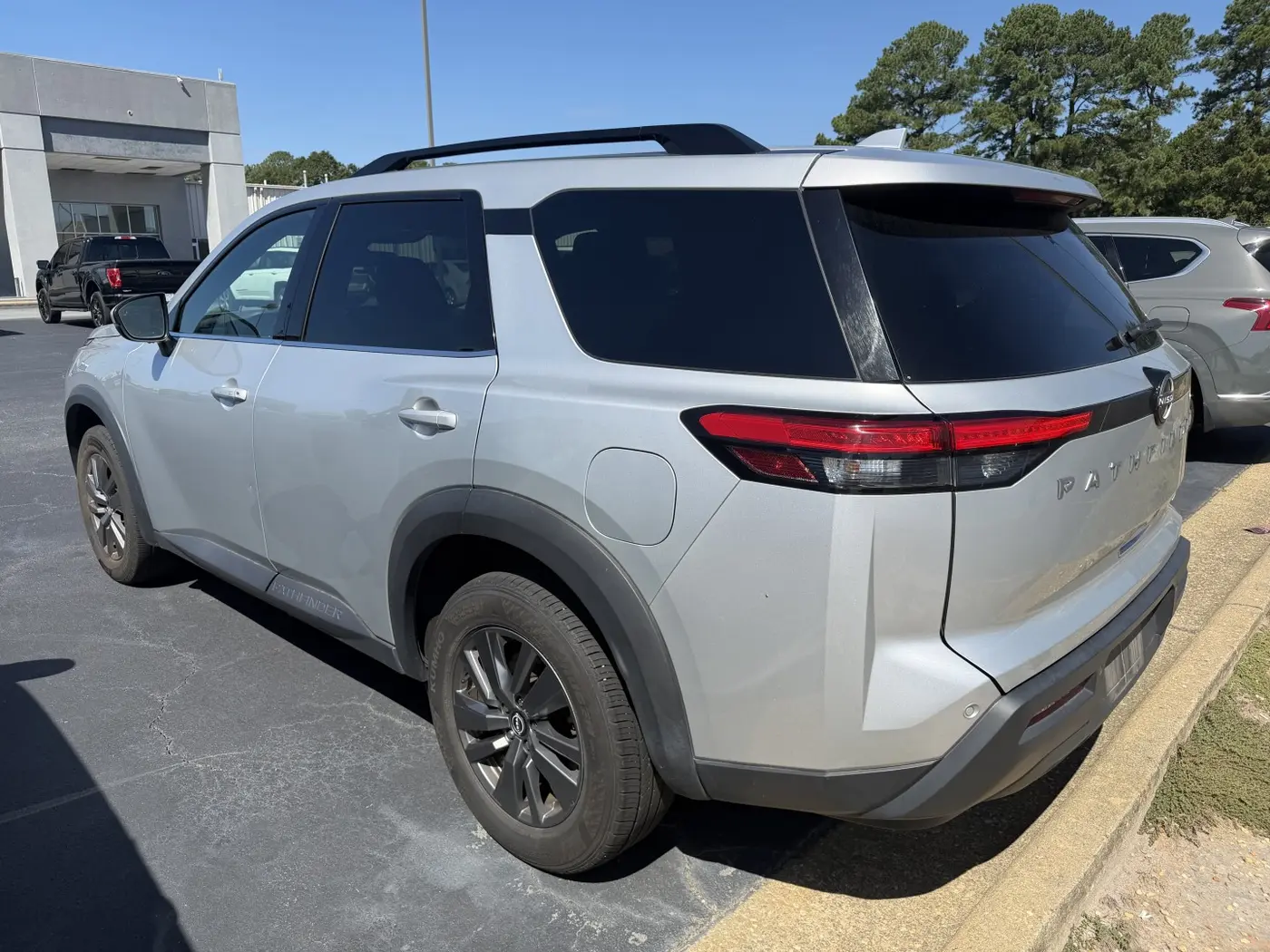 2025 Nissan Pathfinder - $29,138