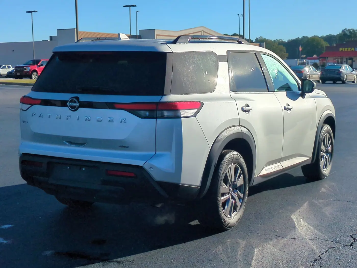 2025 Nissan Pathfinder - $29,138
