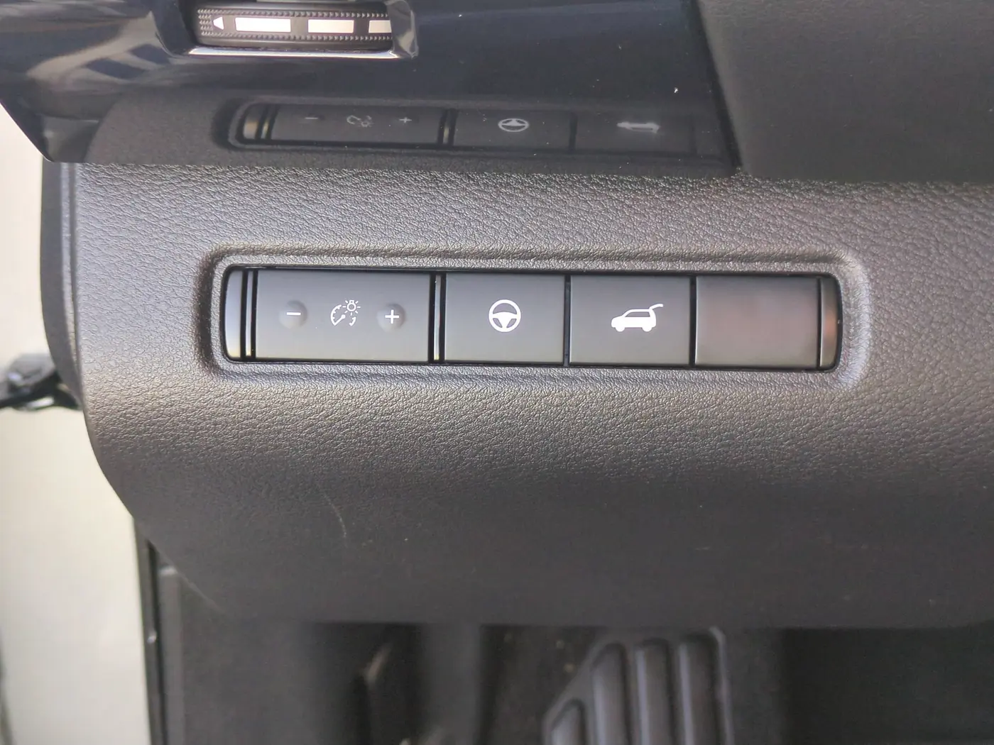 2025 Nissan Pathfinder - $29,138