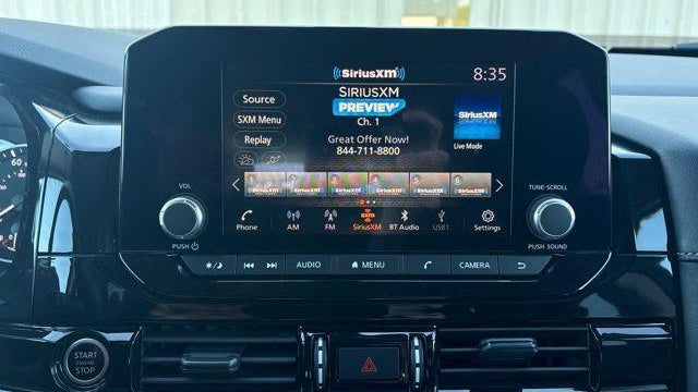 2024 Nissan Pathfinder SV