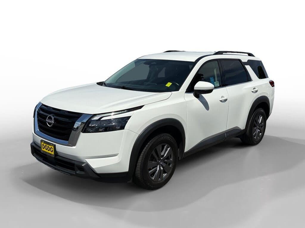 2025 Nissan Pathfinder - $25,401