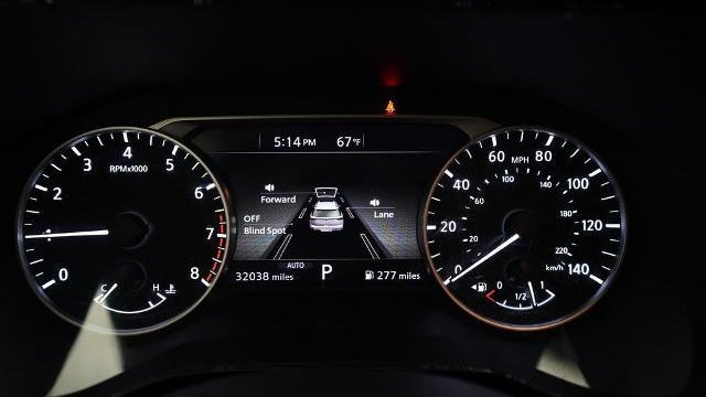 2024 Nissan Pathfinder SV