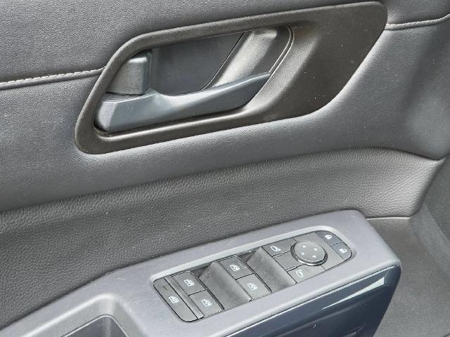 2025 Nissan Pathfinder - $27,605