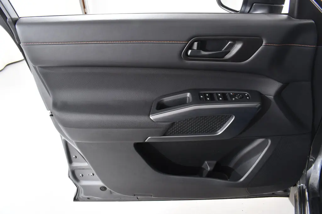 2025 Nissan Pathfinder - $36,455
