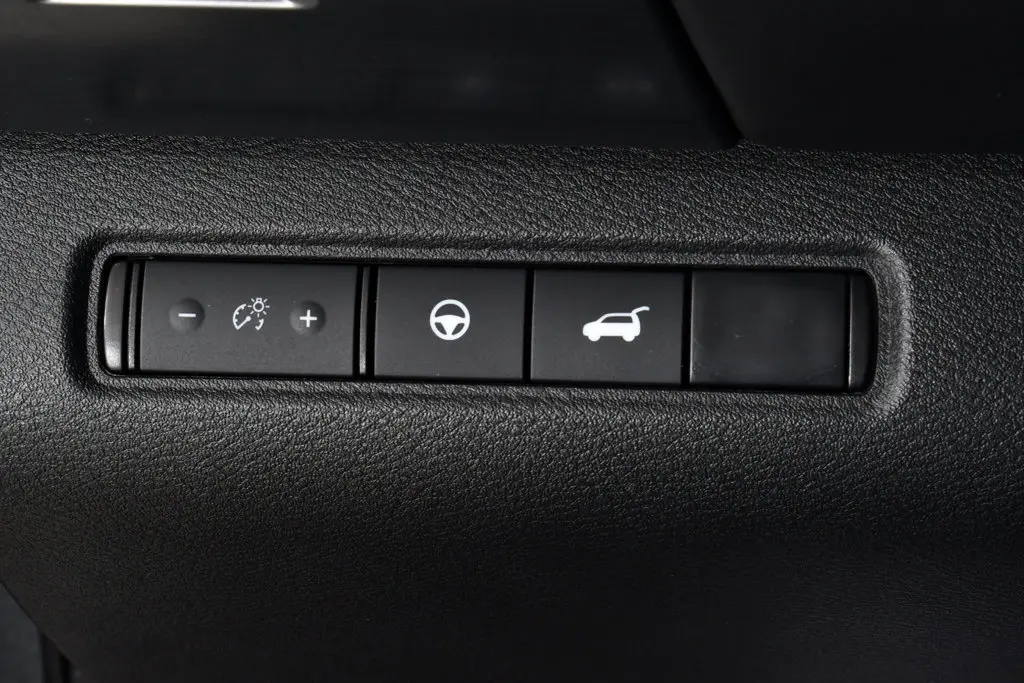 2025 Nissan Pathfinder - $36,455