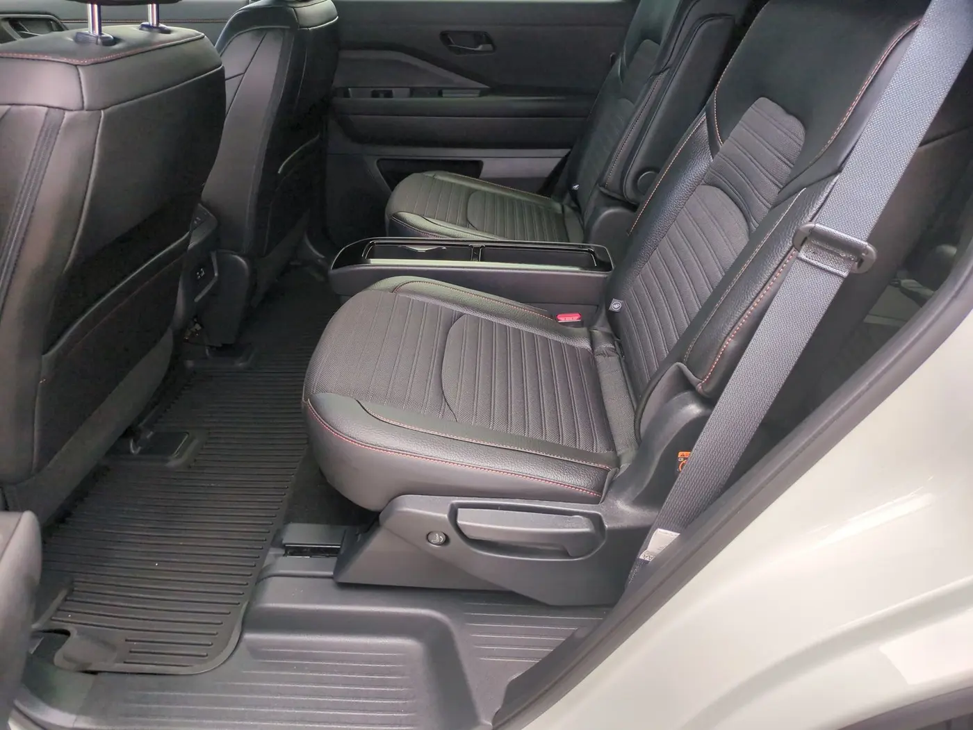 2025 Nissan Pathfinder - $38,900
