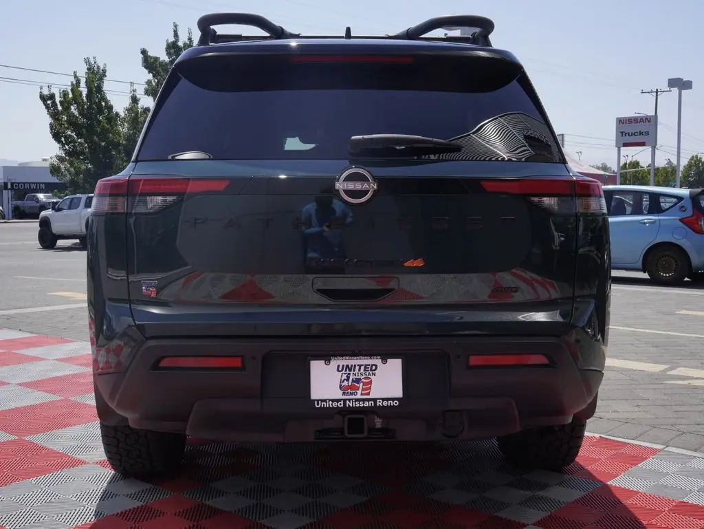 2025 Nissan Pathfinder - $31,988