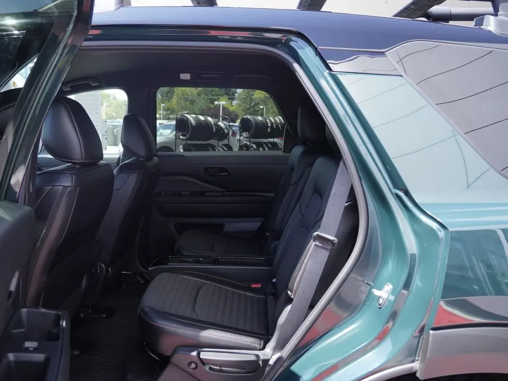 2025 Nissan Pathfinder - $31,988