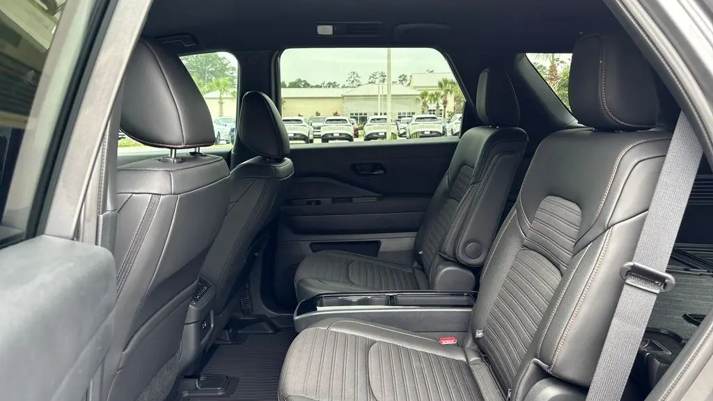 2025 Nissan Pathfinder Rock Creek
