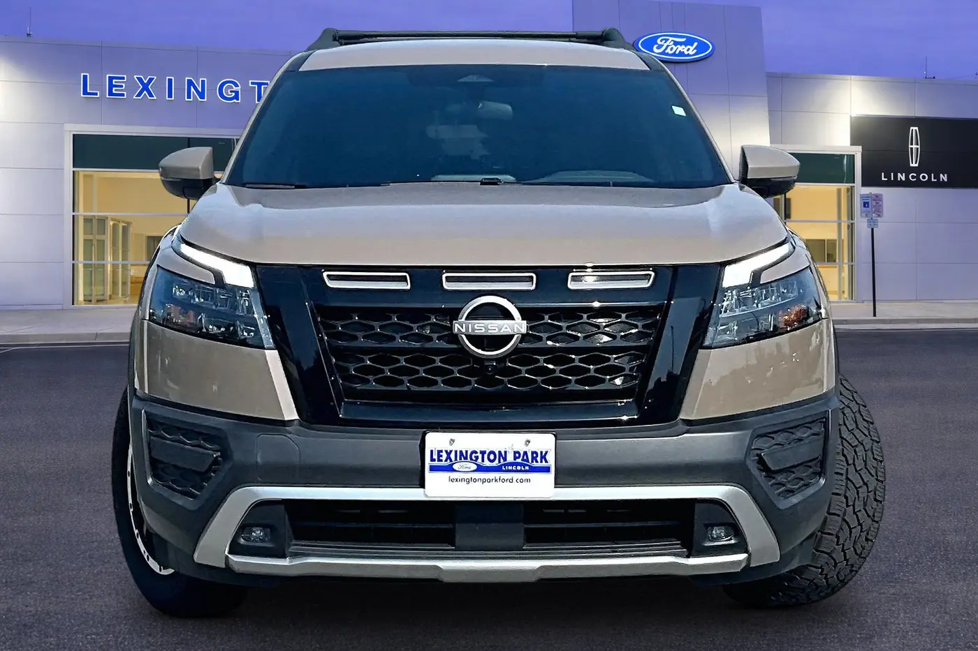 2025 Nissan Pathfinder - $35,999