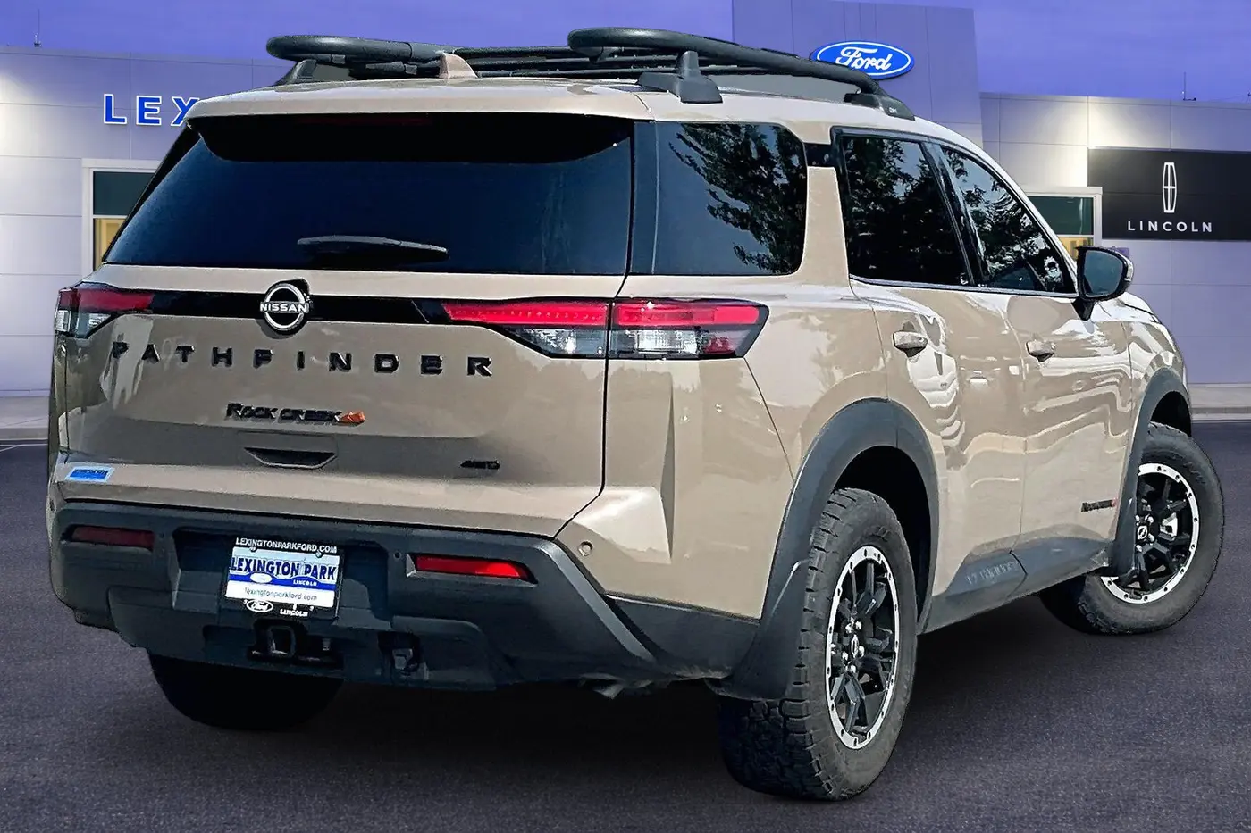 2025 Nissan Pathfinder - $35,999
