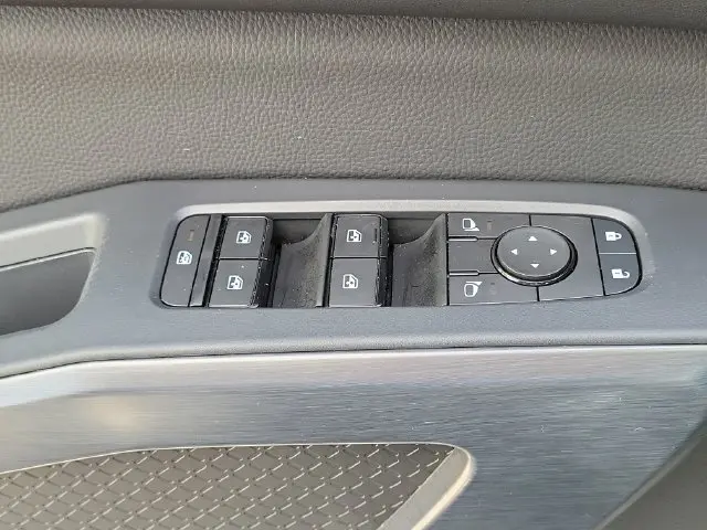 2025 Nissan Pathfinder - $35,990