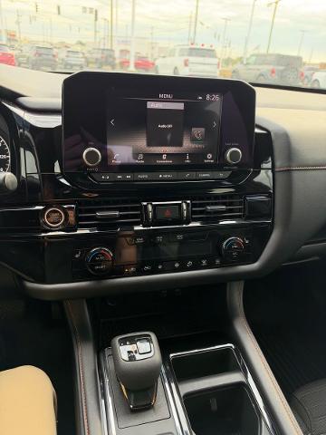 2024 Nissan Pathfinder - $31,300