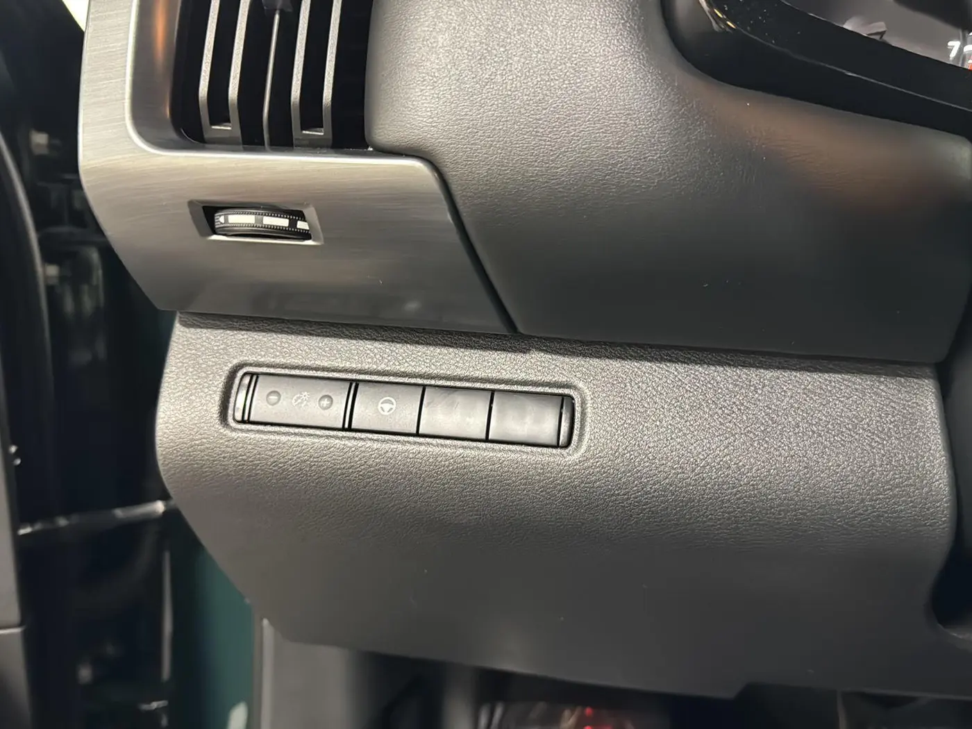 2024 Nissan Pathfinder - $34,298