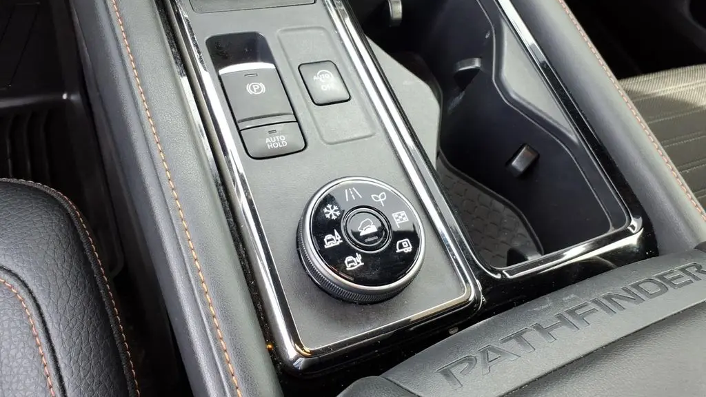 2023 Nissan Pathfinder Rock Creek