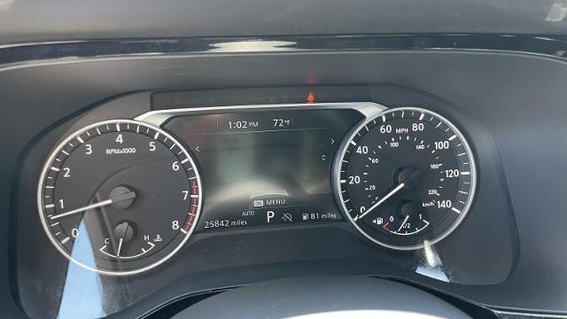 2024 Nissan Pathfinder SV