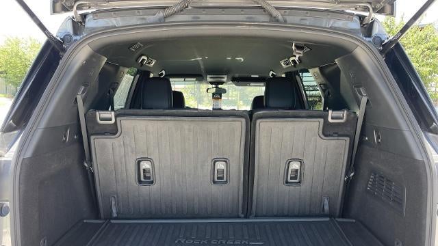 2024 Nissan Pathfinder SV