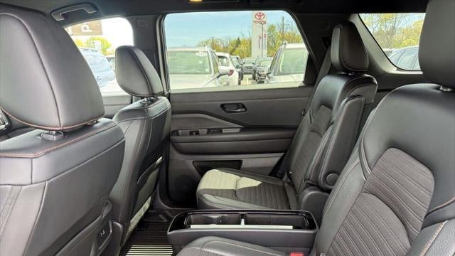 2023 Nissan Pathfinder Rock Creek