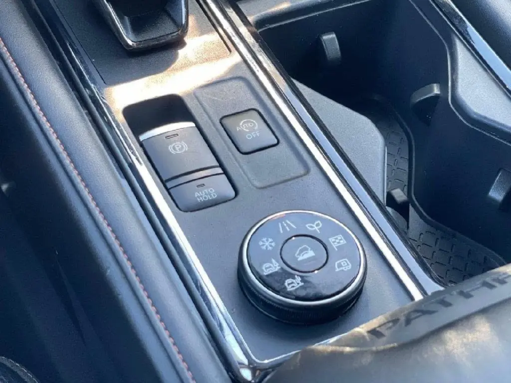 2025 Nissan Pathfinder - $40,995