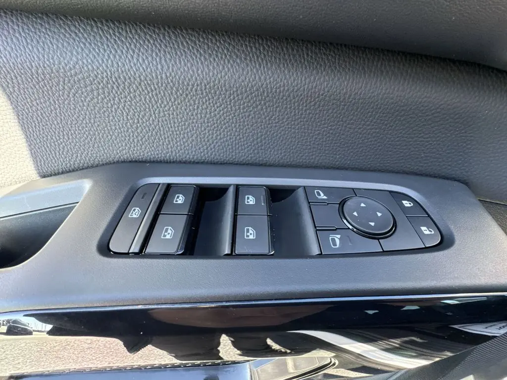 2026 Nissan Pathfinder - $38,455